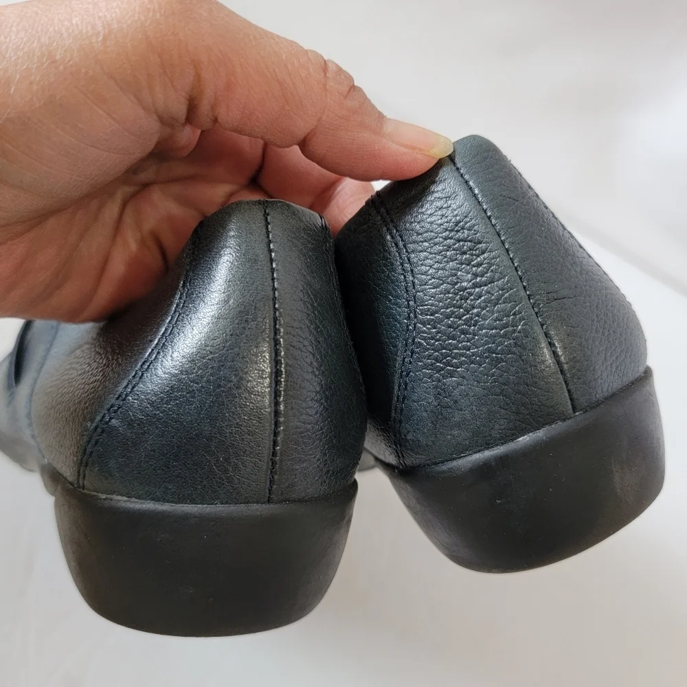 Naturalizer Black Leather Comfort Shoes Womens Sz 8.5M Slip-On Travel Everyday
